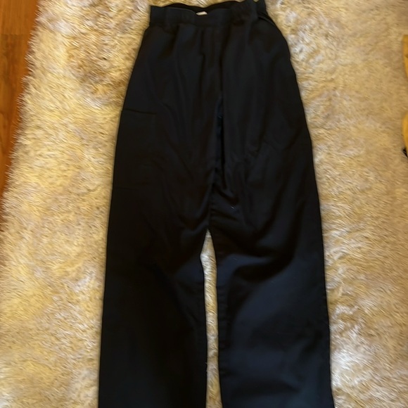 Black szS elastic waist scrub pants . Side , thigh and back pockets - Picture 2 of 6